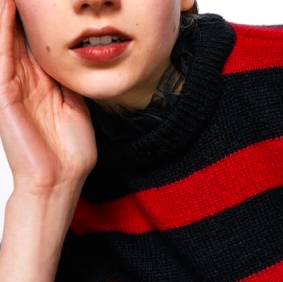 ZARA Knit Oversized Sweater - Picture 1 of 5